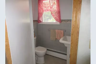383 Rowe Avenue, Pembroke, NH 03275 - Photo 23