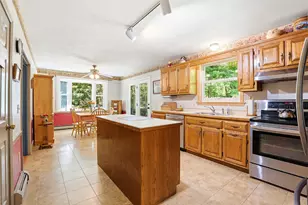 714 Main St, Danville, NH 03819 - Photo 5
