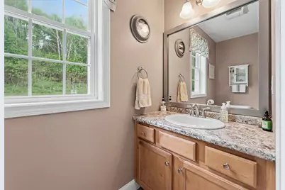 41 Schwinn Drive, Nashua, NH 03062 - Photo 13