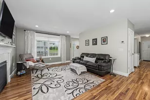 41 Schwinn Dr, Nashua, NH 03062 - Photo 11