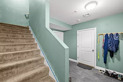 6 Biggs Avenue #B, Epping, NH 03042 - Photo 5