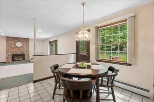 11 Parkhurst Dr, Hudson, NH 03051 - Photo 11