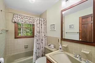 11 Parkhurst Dr, Hudson, NH 03051 - Photo 31