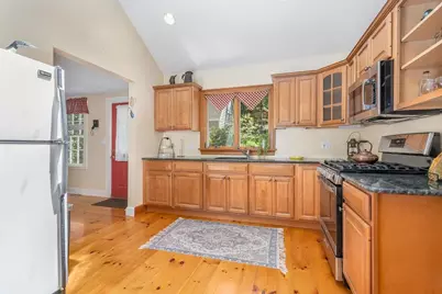31 Lake View Drive, Strafford, NH 03884 - Photo 9