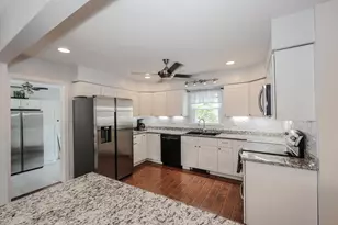 176 Stanton St, Manchester, NH 03103 - Photo 11