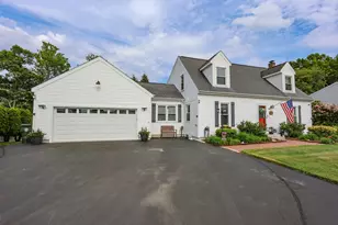 176 Stanton St, Manchester, NH 03103 - Photo 3