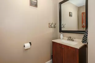 176 Stanton St, Manchester, NH 03103 - Photo 43