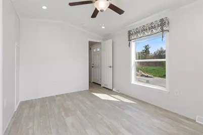 46 Brookwood Drive, Salem, NH 03079 - Photo 15