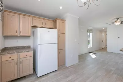 46 Brookwood Drive, Salem, NH 03079 - Photo 7