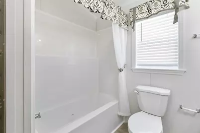 46 Brookwood Drive, Salem, NH 03079 - Photo 17