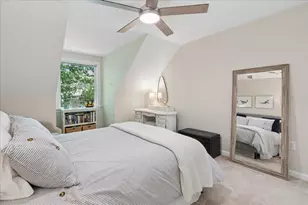 110 Hawthorne Village Rd, Nashua, NH 03062 - Photo 23