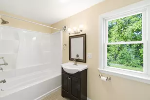 440 Gold St, Manchester, NH 03103 - Photo 21