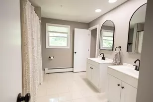 32 Alvirne Dr, Hudson, NH 03051 - Photo 17