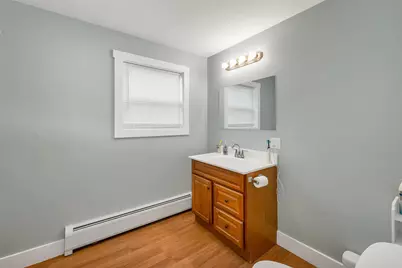 132 Maple Avenue, Claremont, NH 03473 - Photo 9