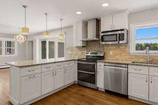 177 Spur Rd, Dover, NH 03820 - Photo 13