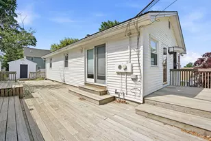 65 Garfield St, Manchester, NH 03103 - Photo 5