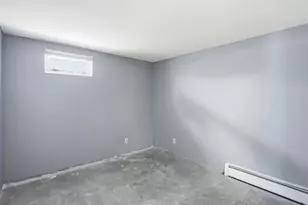 65 Garfield St, Manchester, NH 03103 - Photo 21