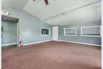 203 Rockingham Road, Derry, NH 03038 - Photo 13