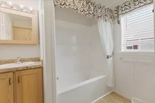 23 Brookwood Dr, Salem, NH 03079 - Photo 13