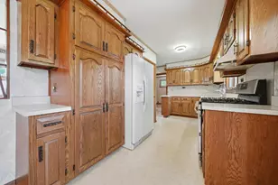 434 Cilley Rd, Manchester, NH 03103 - Photo 11