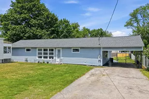 434 Cilley Rd, Manchester, NH 03103 - Photo 1