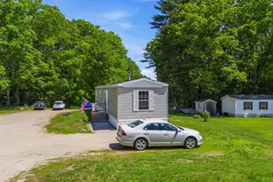 11 Daisy Dr, Pittsfield, NH 03263 - Photo 5