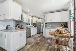 11 Daisy Dr, Pittsfield, NH 03263 - Photo 9