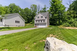 32 Copley Dr, Dover, NH 03820 - Photo 15