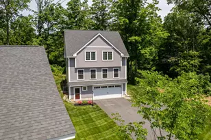 32 Copley Dr, Dover, NH 03820 - Photo 3