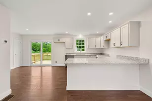 7A Violette Dr, Epping, NH 03042 - Photo 3