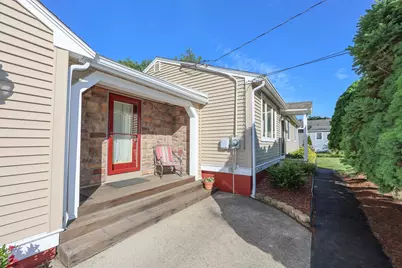 64 N Main Street, Salem, NH 03079 - Photo 7
