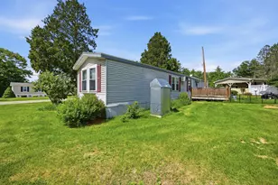 19 Winter St, Salem, NH 03079 - Photo 29