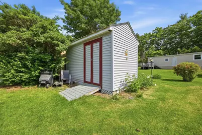 19 Winter Street, Salem, NH 03079 - Photo 31