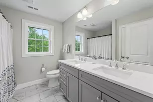 265 Standish Ln, Hudson, NH 03051 - Photo 15