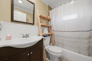 14 Auburn St, Plaistow, NH 03865 - Photo 15