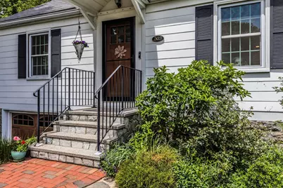 203 Melbourne Street, Portsmouth, NH 03801 - Photo 3