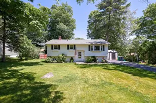 26 Tenby Dr, Nashua, NH 03062 - Photo 1