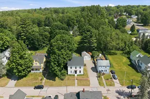 9 Pine St, Pembroke, NH 03275 - Photo 7