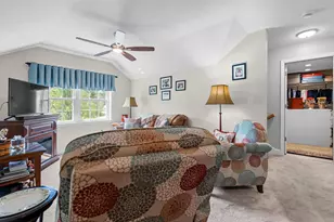19 Candleridge Cir, Litchfield, NH 03052 - Photo 17
