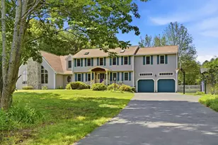 22 Clark Cir, Pelham, NH 03076 - Photo 7