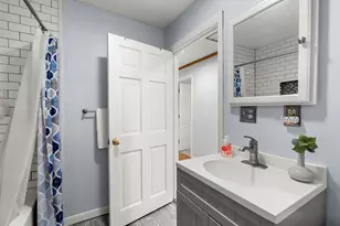 10 Cove St, Goffstown, NH 03045 - Photo 19