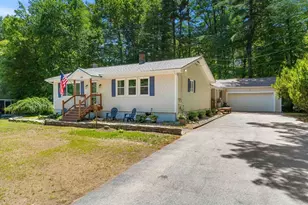 10 Cove St, Goffstown, NH 03045 - Photo 3