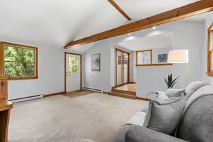 10 Cove St, Goffstown, NH 03045 - Photo 17