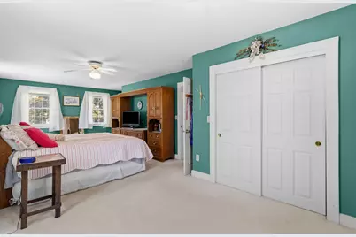 611 Coolidge Avenue, Manchester, NH 03102 - Photo 33