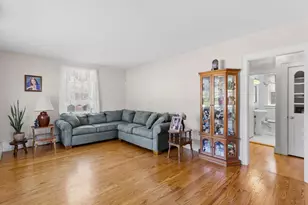 611 Coolidge Ave, Manchester, NH 03102 - Photo 23