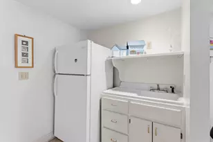 611 Coolidge Ave, Manchester, NH 03102 - Photo 45