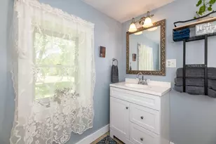 220 Stockbridge Corner Rd, Alton, NH 03809 - Photo 39