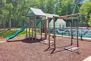 292 Woodhaven Dr, Hartford, VT 05001 - Photo 27