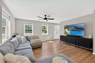 47 Chestnut Dr, Allenstown, NH 03275 - Photo 23