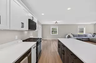 47 Chestnut Dr, Allenstown, NH 03275 - Photo 17